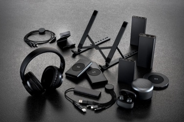Logotrade Logogeschenke das Foto: Terra 10W Wireless Charger aus RCS recyceltem Aluminium