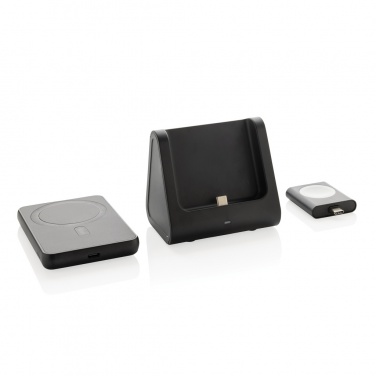 Logotrade Werbeartikel das Foto: Powerbase 3-in-1-Charger aus RCS Kunststoff mit Powerbank