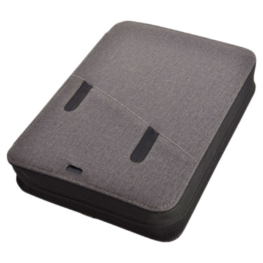 Logotrade Geschäftsgeschenke das Foto: Ordner A5 & Powerbank 4000 mAh SORBONNE Pierre Cardin