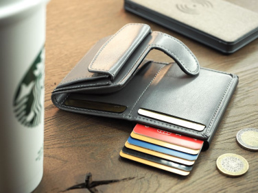 Logotrade werbemittel das Foto: RFID Geldbörse 1226119