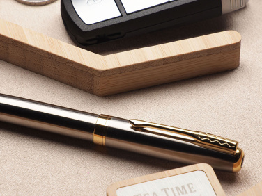 Logotrade Werbegeschenke das Foto: Schreibtisch-Organizer aus Holz 1817292