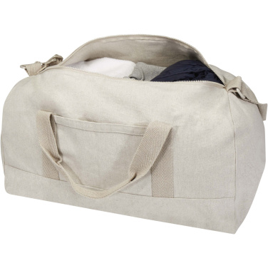 Logotrade Werbeartikel das Foto: Porter 500 g/m² Aware™ recycelte Reisetasche 50 L