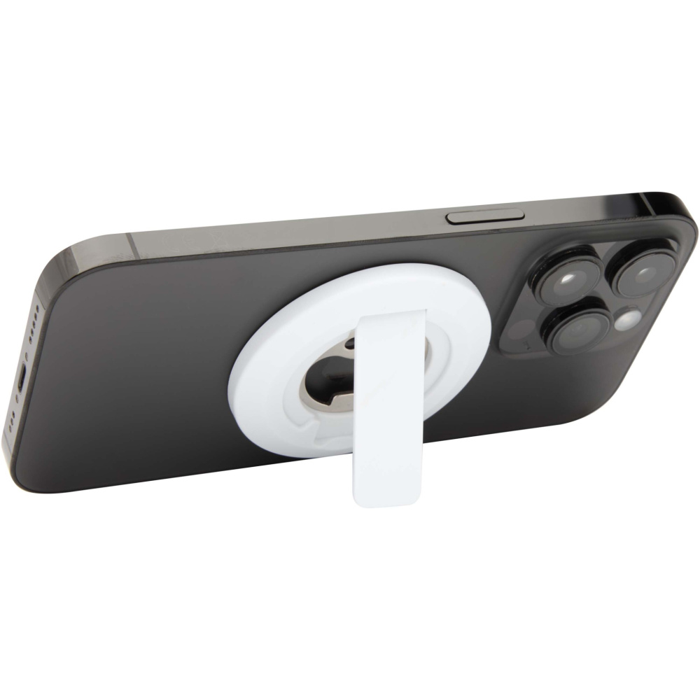 Logotrade werbemittel das Foto: Ain Magnetische Smartphonehalterung  aus recyceltem Kunststoff mit Flaschenöffner