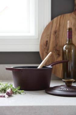 Logotrade corporate gift image of: VINGA Monte enamelled cast iron pot 1,9L