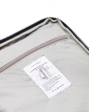 Logo trade business gifts image of: VINGA Baltimore Travel Backpack