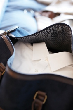 Logotrade promotional products photo of: VINGA Hunton Weekend Bag