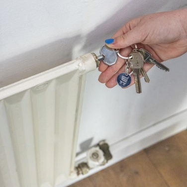 Logotrade promotional product image of: RCS recycled zinc alloy radiator key keychain with coin