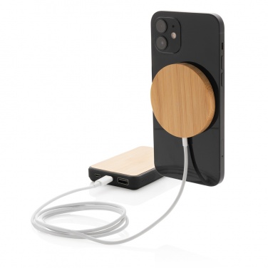 Logo trade promotional merchandise picture of: 10W bamboo magnetic wireless charger