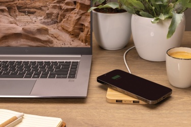 Logotrade advertising products photo of: Bamboo 10W wireless charger with USB