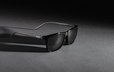 Logotrade corporate gift picture of: Swiss Peak RCS rplastic polarised sunglasses