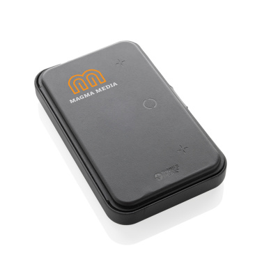 Logo trade corporate gift photo of: Swiss Peak RCS recycled travel case with 3 in 1 charger