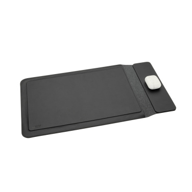 Logo trade promotional item photo of: Swiss Peak 15W magnetic charging laptop sleeve 14-15,6"