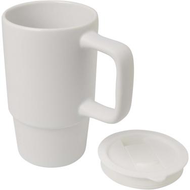 Logo trade corporate gifts image of: Carter 450 ml ceramic mug with plastic lid