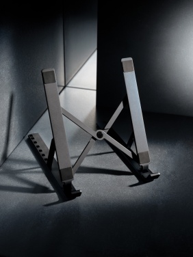 Logotrade firmakingitused pilt: Terra RCS taaskasutatud alumiiniumist universaalne sülearvuti/tahvelarvuti alus