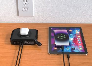 Logotrade ärikingi foto: Urban Vitamin Oxnard 5 in 1 65W universaalne laadija