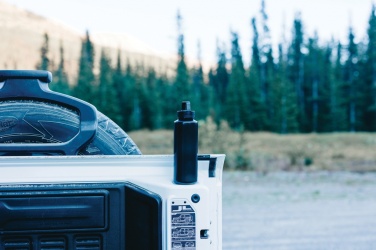 Logotrade reklaamkingitused pilt: RCS sertifikaadiga taaskasutatud PP veepudel koos sangaga