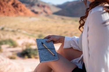 Logo trade firmakingituse pilt: Bambusest lõpmatuse pliiats kustutuskummiga