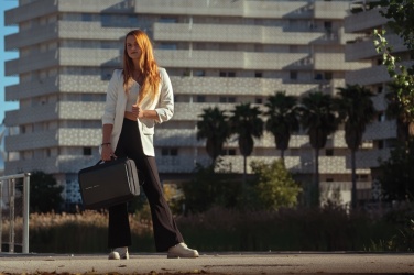 Logotrade ärikingi foto: Bobby Bizz 2.0 varguskindel seljakott