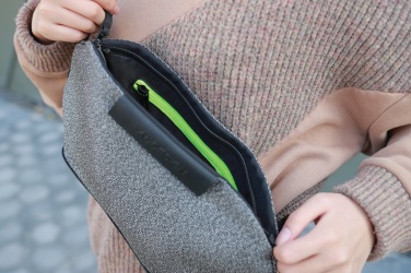 Logo trade firmakingi pilt: Õlakott Urban Bumbag