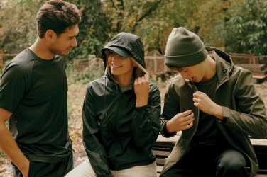 Logotrade ärikingitused pilt: Iqoniq Logani taaskasutatud polüestrist tuulejope