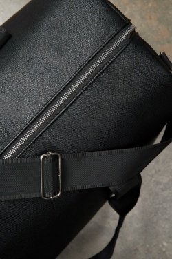 Logotrade ärikingi foto: VINGA Bermond RCS taaskasutatud PU reisikott