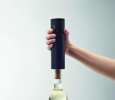 Logo trade ärikingitused foto: Elektriline veinipudeli avaja