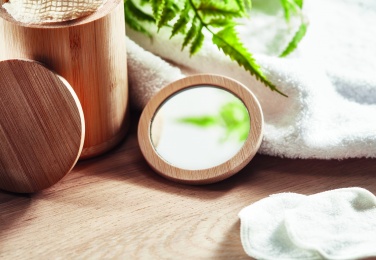 Logotrade meene foto: Bambusest meigipeegel