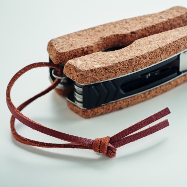 Logo trade firmakingi pilt: Mitme tööriistaga taskunoa kork