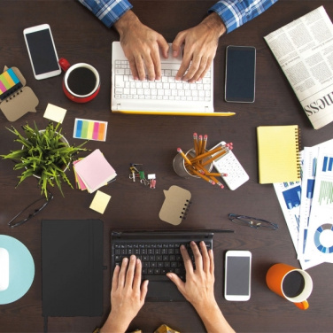 Logo trade reklaamkingituse pilt: Sametiste kaantega A5 märkmik Kiel