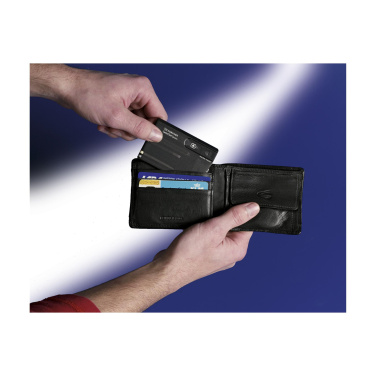 Logotrade meene foto: Victorinox Swisscard Quattro tööriist