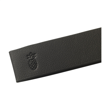 Logo trade reklaamkingituse pilt: Vegan ananassnahast võtmehoidja