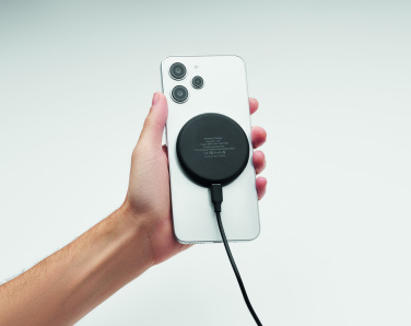 Logotrade firmakingitused pilt: WERLIES 3-ühes juhtmevaba laadija 15W