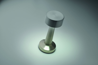 Logotrade firmakingitused pilt: HIERLUZ laetav rauast laualamp