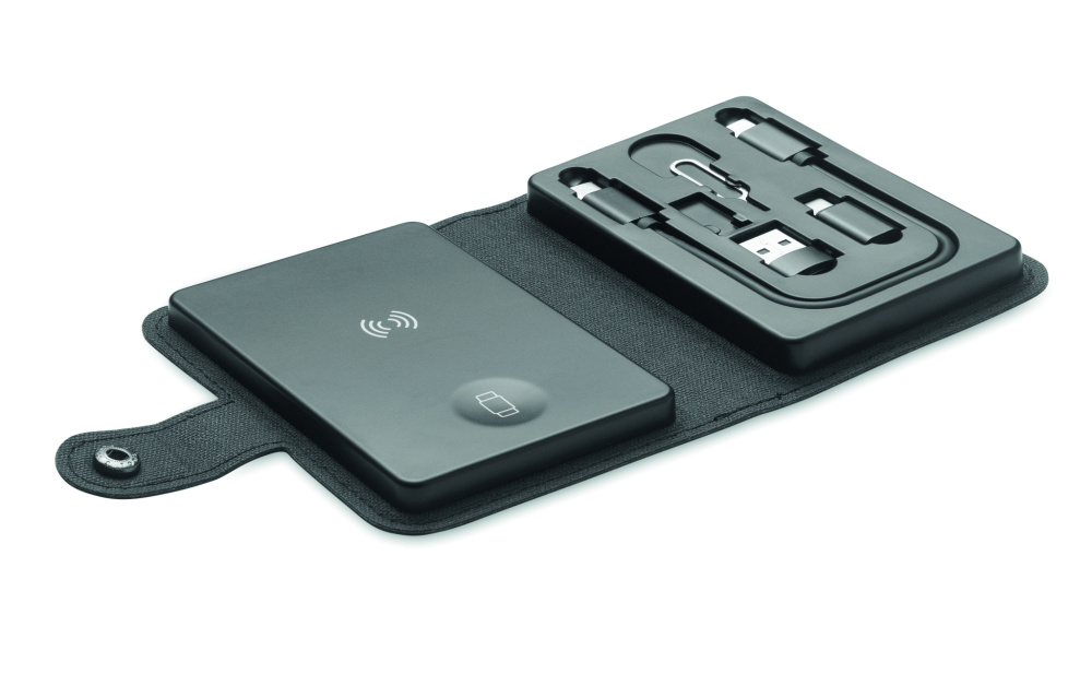 Logo trade ärikingituse pilt: CAWATT 4 in 1 kaabli pistikute komplekt 15W