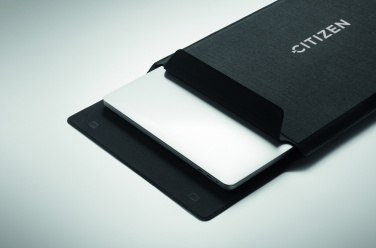 Logo trade firmakingi pilt: PRACTIC 16-tolline vildist sülearvutitasku