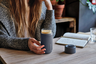 Logo trade firmakingitused foto: Black+Blum klaasist reisikruus 340ml