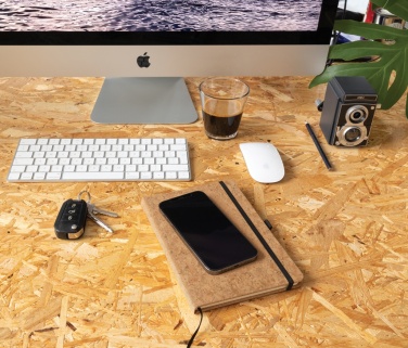 Logotrade mainoslahja ja liikelahja kuva: Korkkinen kovakantinen A5 vihko