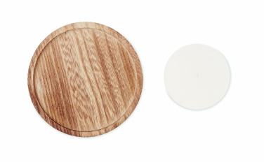 Logotrade firminės dovanos nuotrauka: Žvakė ant apvalaus medinio pagrindo