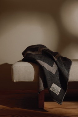 Logotrade verslo dovanos nuotrauka: VINGA Monogram GRS antklodė