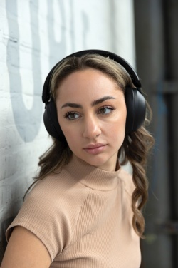 Logotrade dāvanas foto: Urban Vitamin Cupertino RCS rplastic ANC austiņas