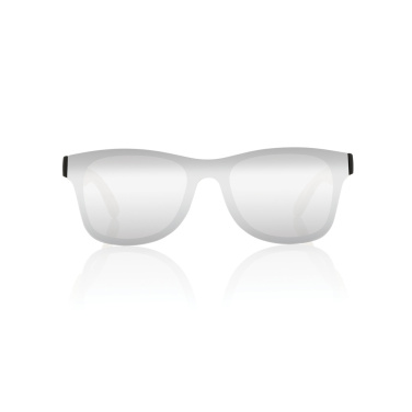 Logotrade logo dāvanas foto: Prism RCS pārstrādātas plastmasas saulesbrilles ar bambusa rāmi