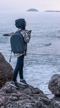 Логотрейд pекламные подарки картинка: Bobby Hero Regular, рюкзак с защитой от кражи