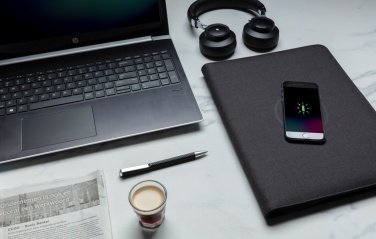 Лого трейд pекламные cувениры фото: Портфолио беспроводной зарядки Air 5W A4 с внешним аккумулятором