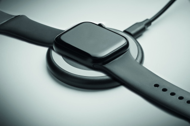 Лого трейд pекламные подарки фото: 3 in 1 wireless charger 15W