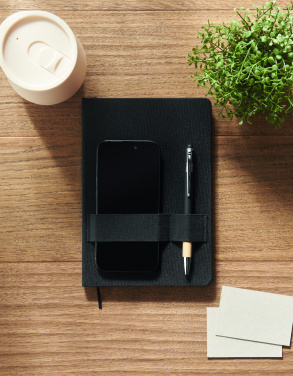 Логотрейд pекламные cувениры картинка: A5 RPET notebook with pen