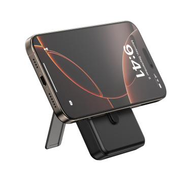 Логотрейд pекламные cувениры картинка: Магнитный блок питания Urban Vitamin Delano 5 в 1, 10 000 мАч, 20 Вт в сутки