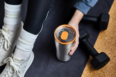 Logotrade profilreklam bild: Black+Blum Isolerad rese mugg 600 ml
