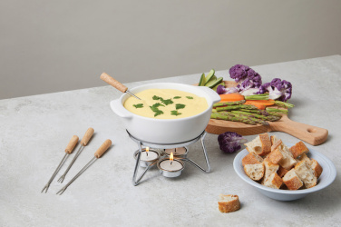 Logotrade profilprodukter bild: BOSKA Ostfondueset Party - 750 m