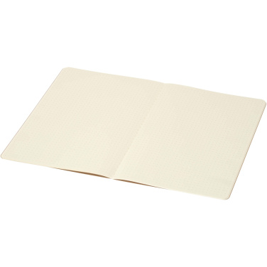 Logotrade reklamprodukter bild: Slyk A5 anteckningsbok av kraftpapper med prickade sidor