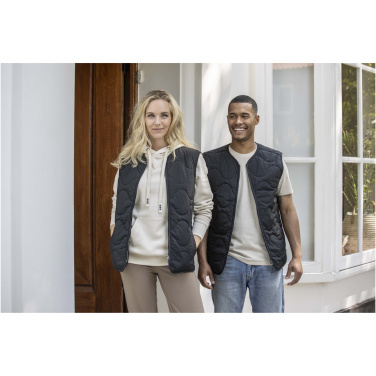 Logotrade reklamprodukter bild: Quartz unisex quiltad väst av GRS-certifierat återvunnet material